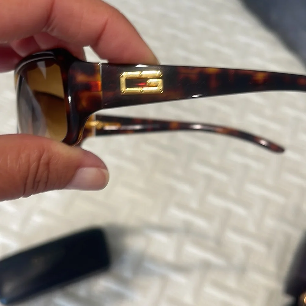 Authentic Gucci Sunglasses (see pics for details ) - Picture 7 of 12
